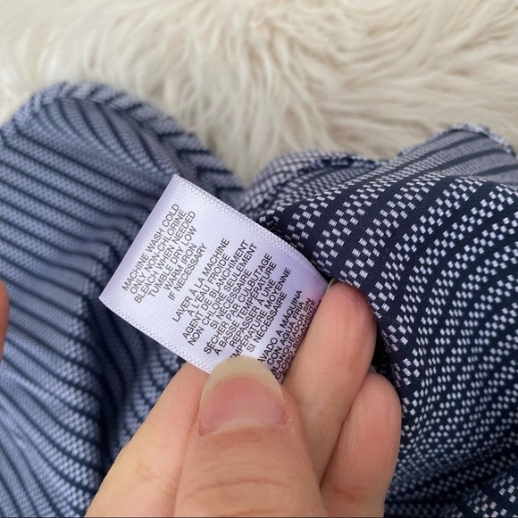 Michael Kors striped navy slim button down mens medium - Picture 5 of 6